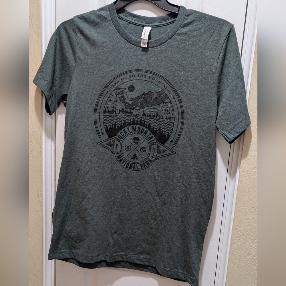 NWOT Rocky Mountain National Park Tee